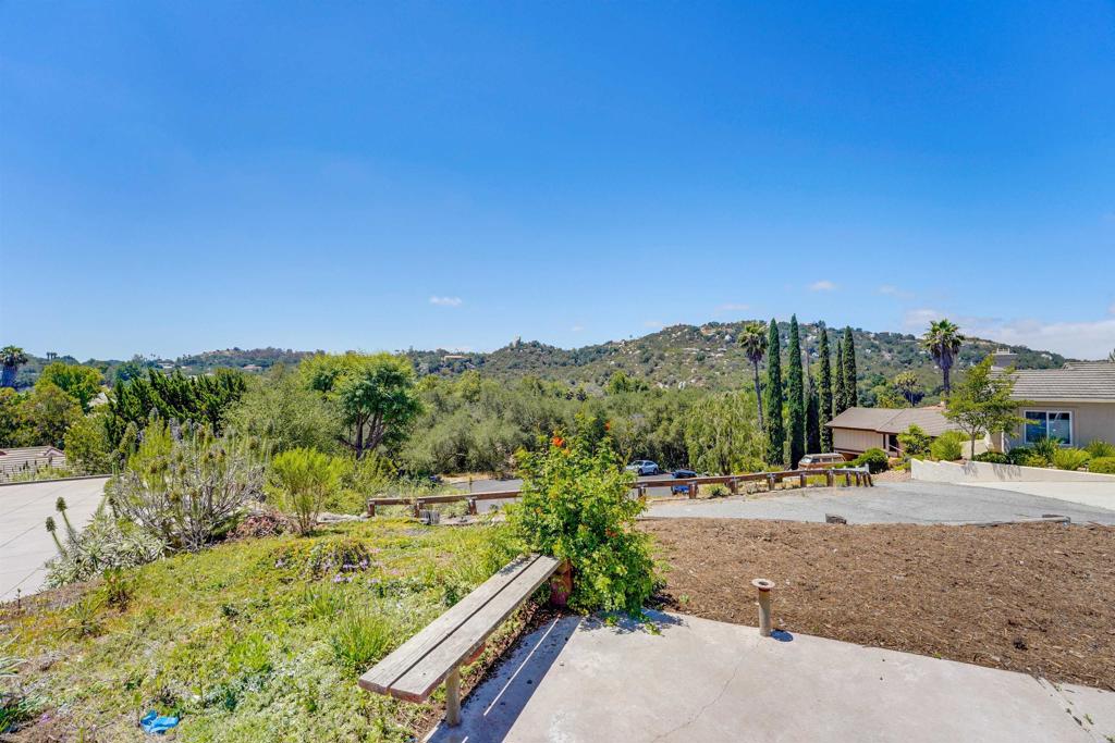 10236 Lake Meadow Lane Property Photo 39