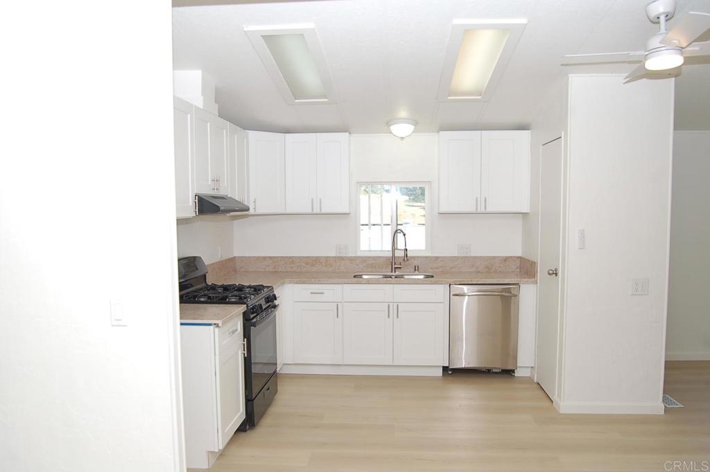 1930 W San Marcos Boulevard 208 Property Photo 11
