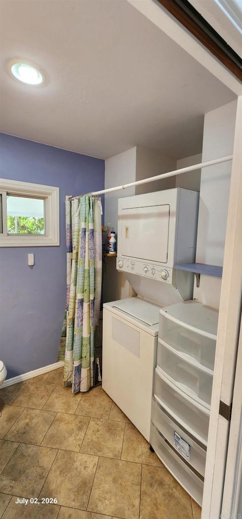245 W Bobier Drive 06 Property Photo 18
