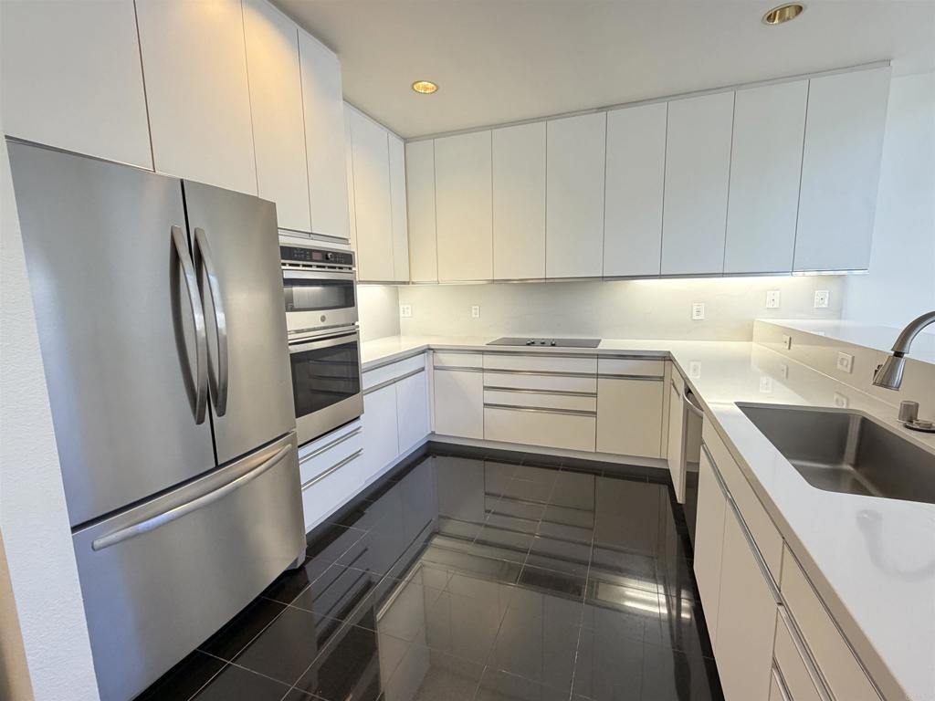 7490 Via De Fortuna Property Photo 10