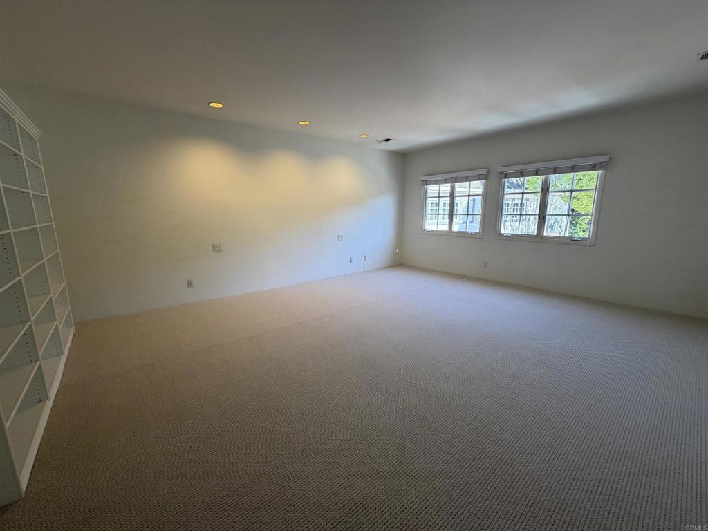 7490 Via De Fortuna Property Photo 16