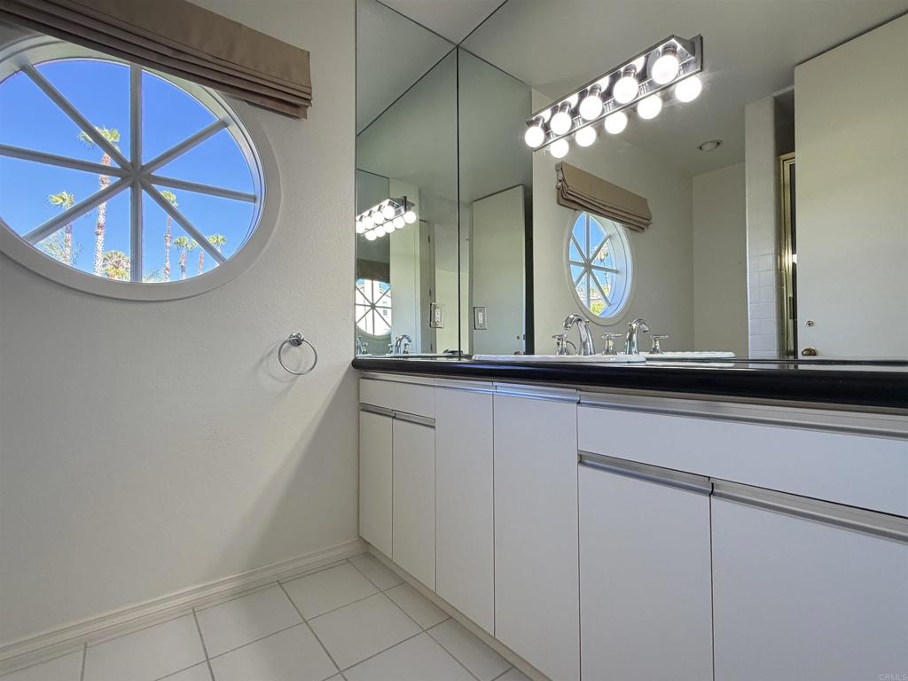 7490 Via De Fortuna Property Photo 17