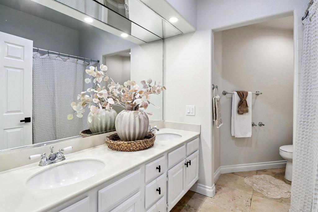 4923 Amador Drive Property Photo 20