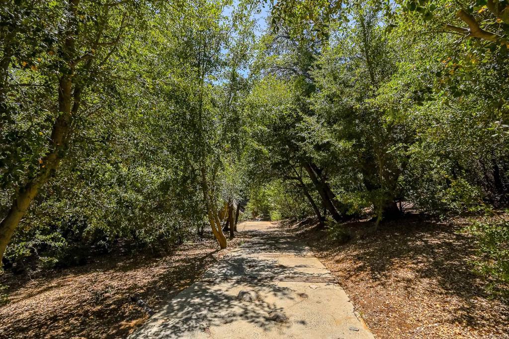34601 Yuma Road Property Photo 45