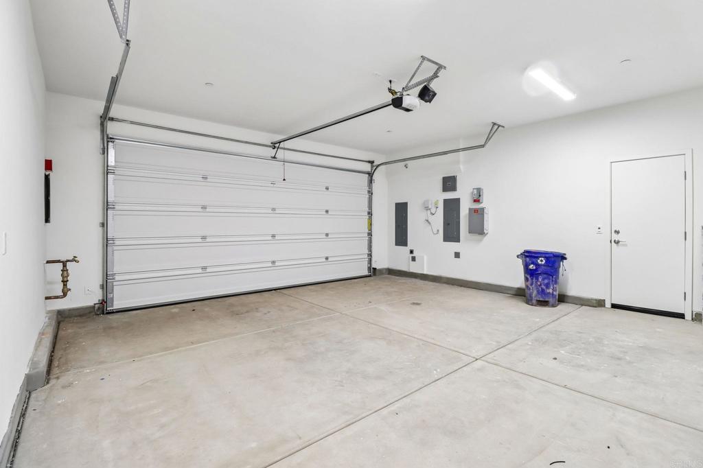 3147 Smith Place Property Photo 35