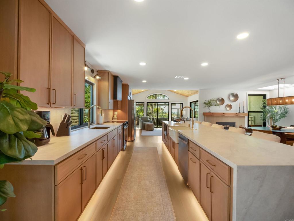 3985 Syme Drive Property Photo 19