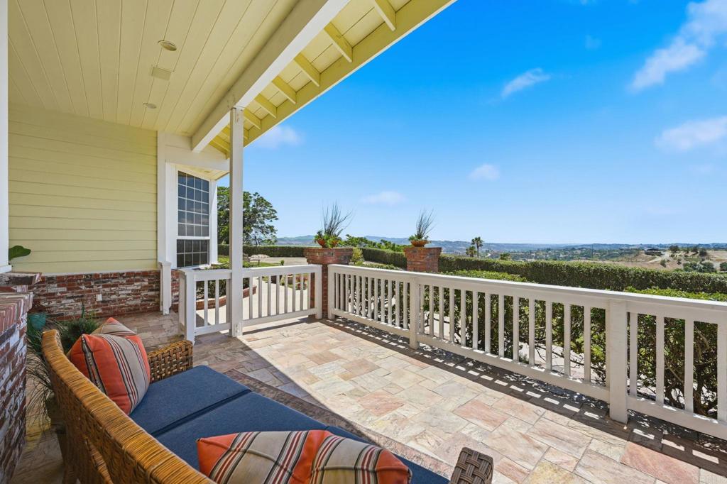 2292 Dos Lomas Property Photo 10