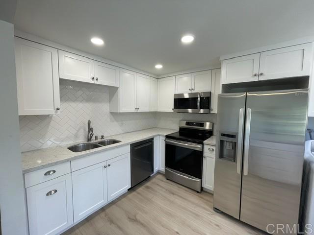 1176 Denver Lane C Property Photo 1