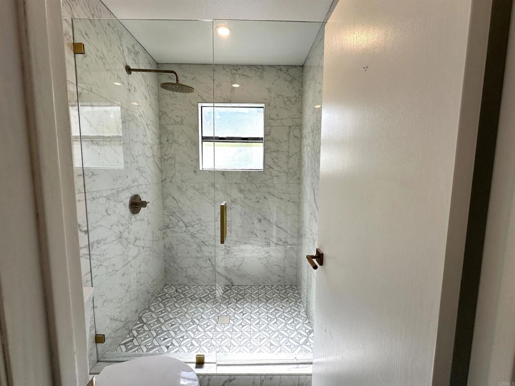 542 Via De La Valle J Property Photo 15