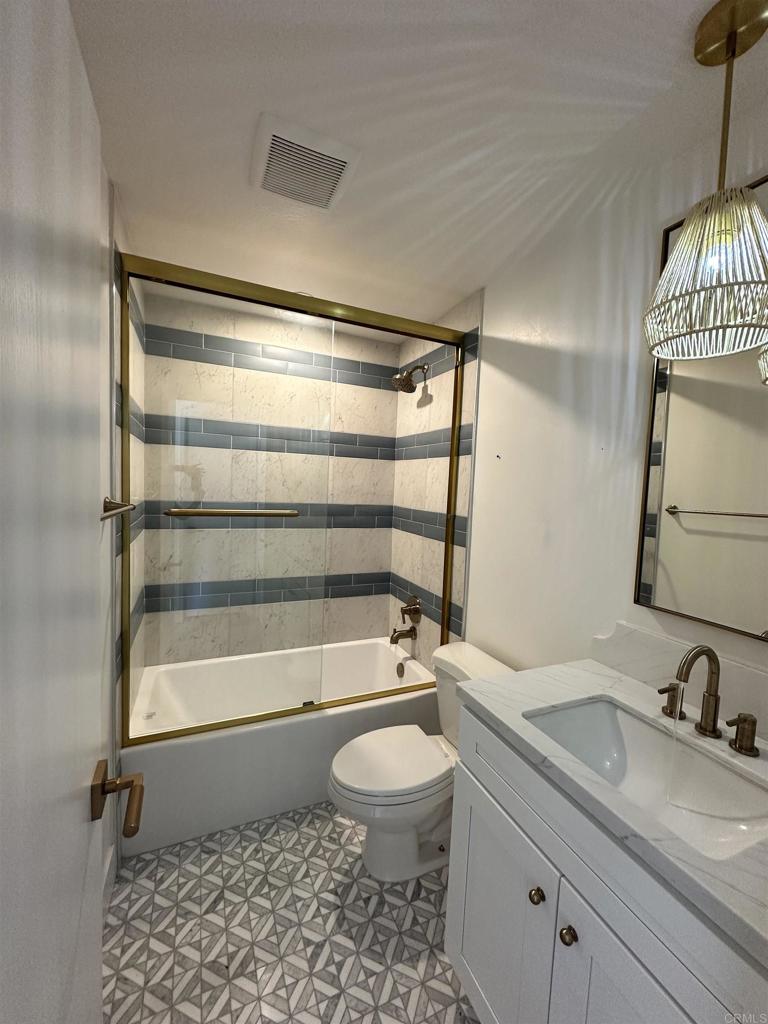 542 Via De La Valle J Property Photo 21