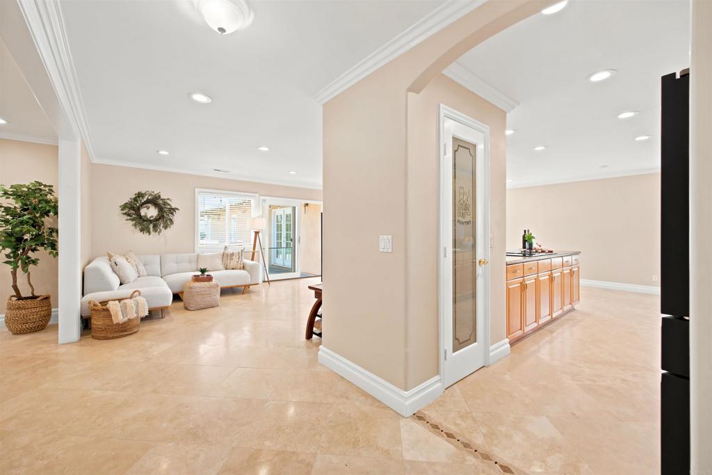 7738 Madrilena Way Property Photo 13