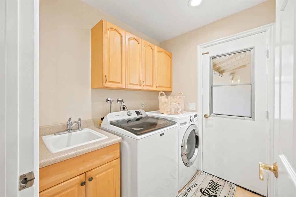 7738 Madrilena Way Property Photo 27