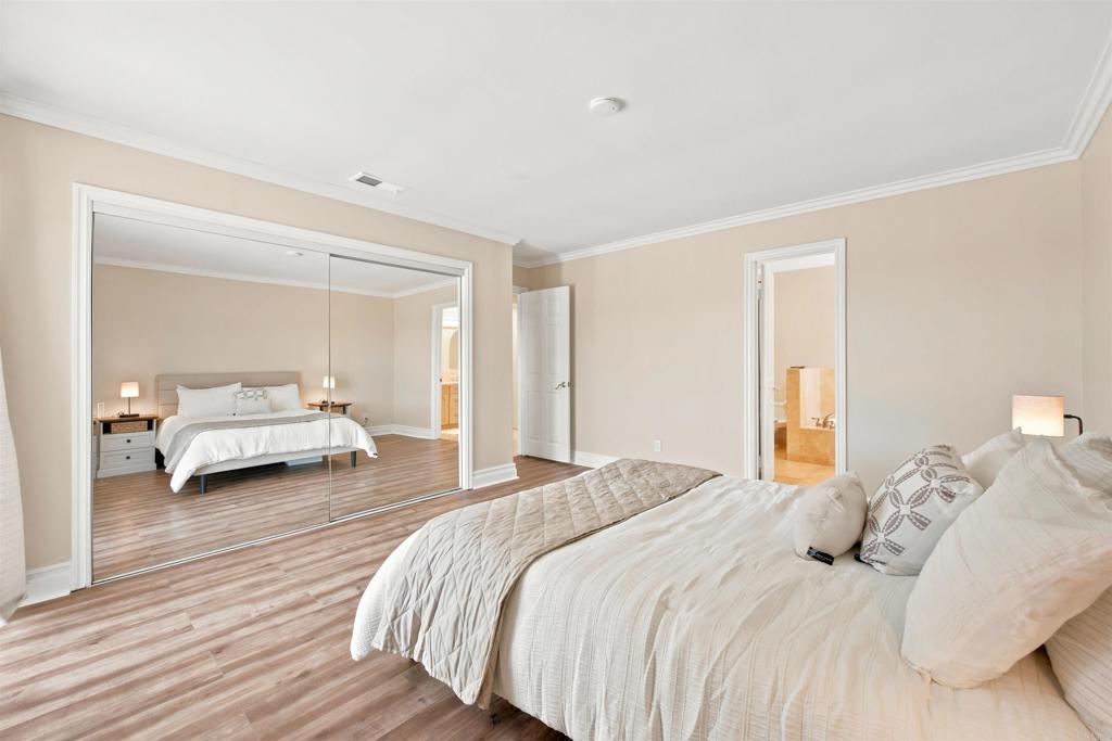 7738 Madrilena Way Property Photo 32