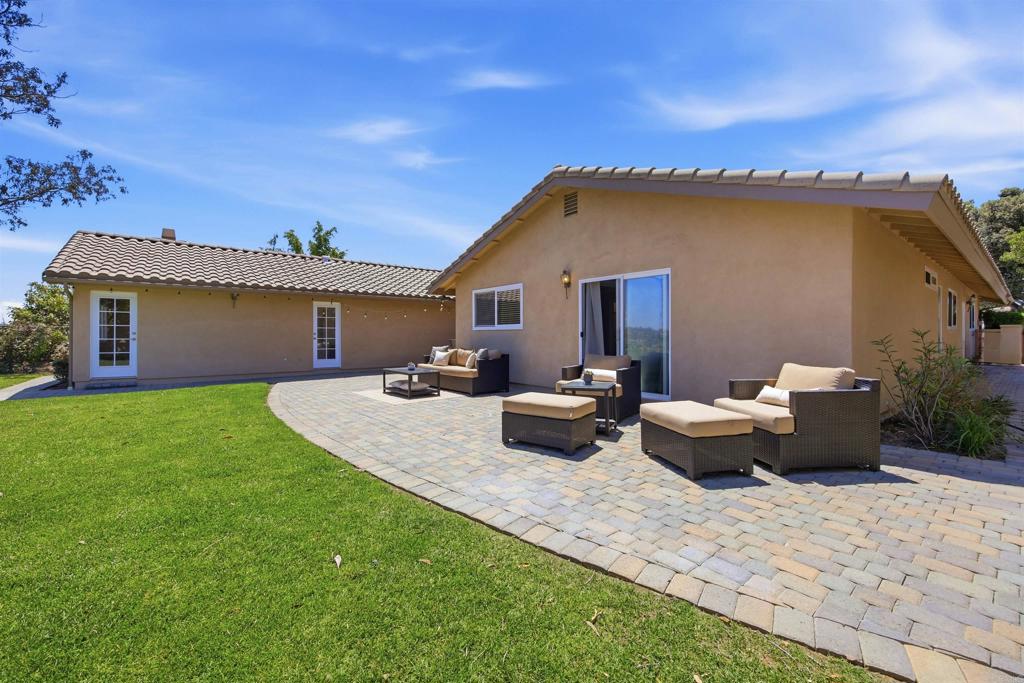 7738 Madrilena Way Property Photo 37