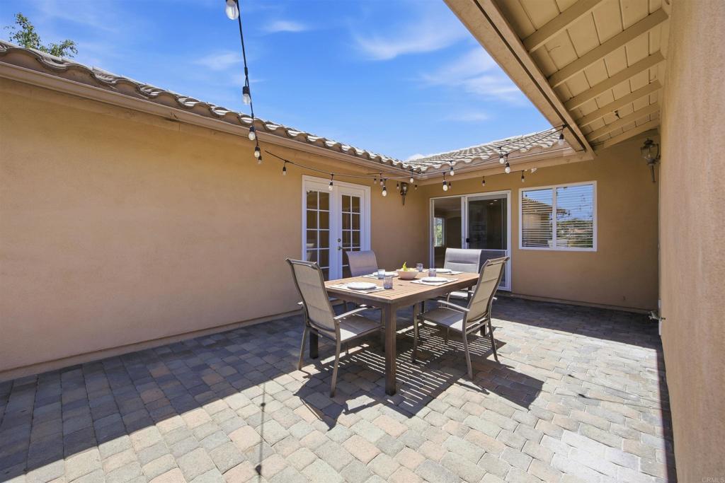 7738 Madrilena Way Property Photo 47