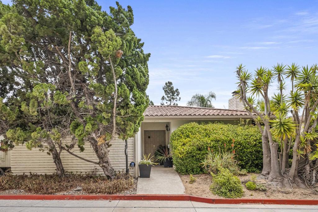 7063 Estrella De Mar Road Property Photo 7