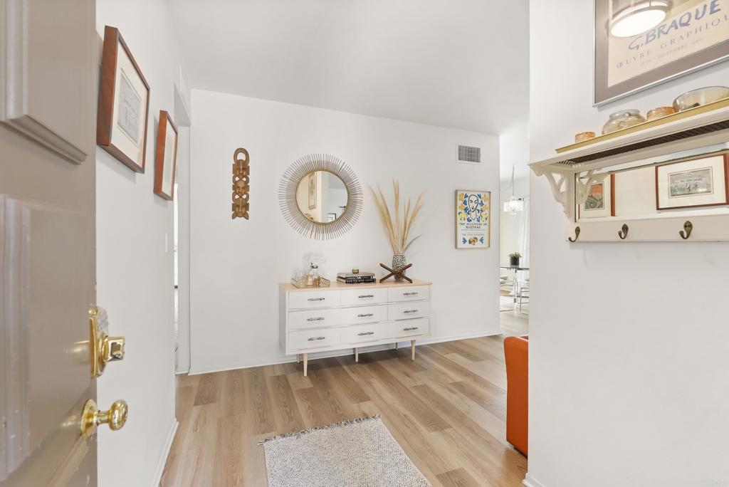 7063 Estrella De Mar Road Property Photo 9