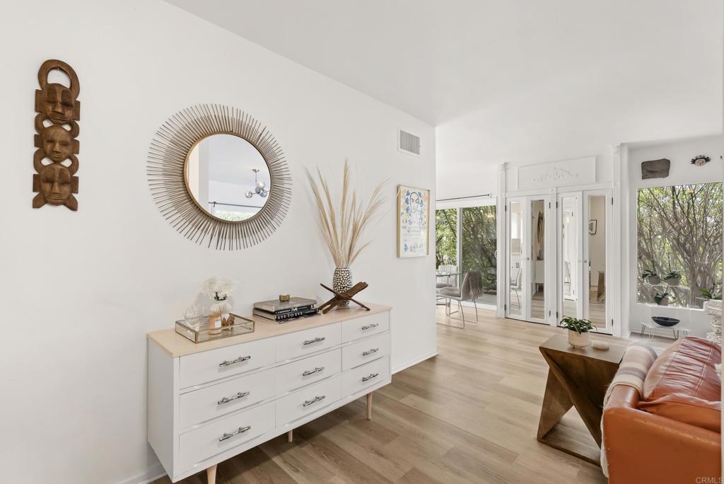 7063 Estrella De Mar Road Property Photo 10