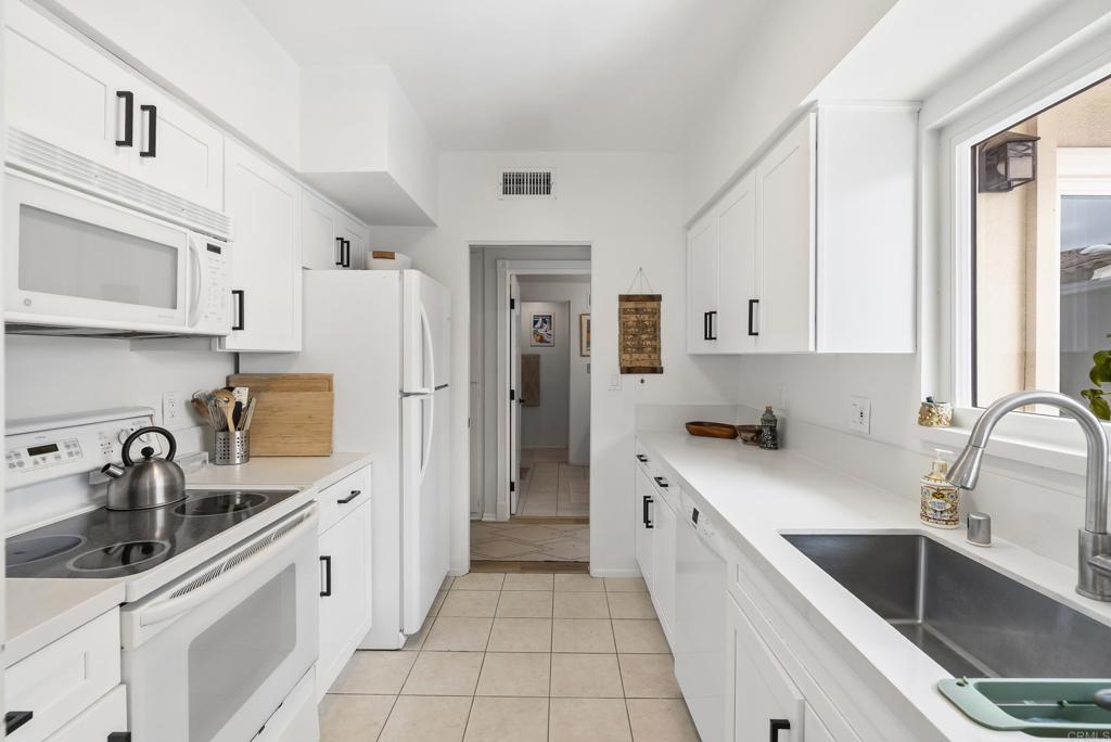 7063 Estrella De Mar Road Property Photo 19