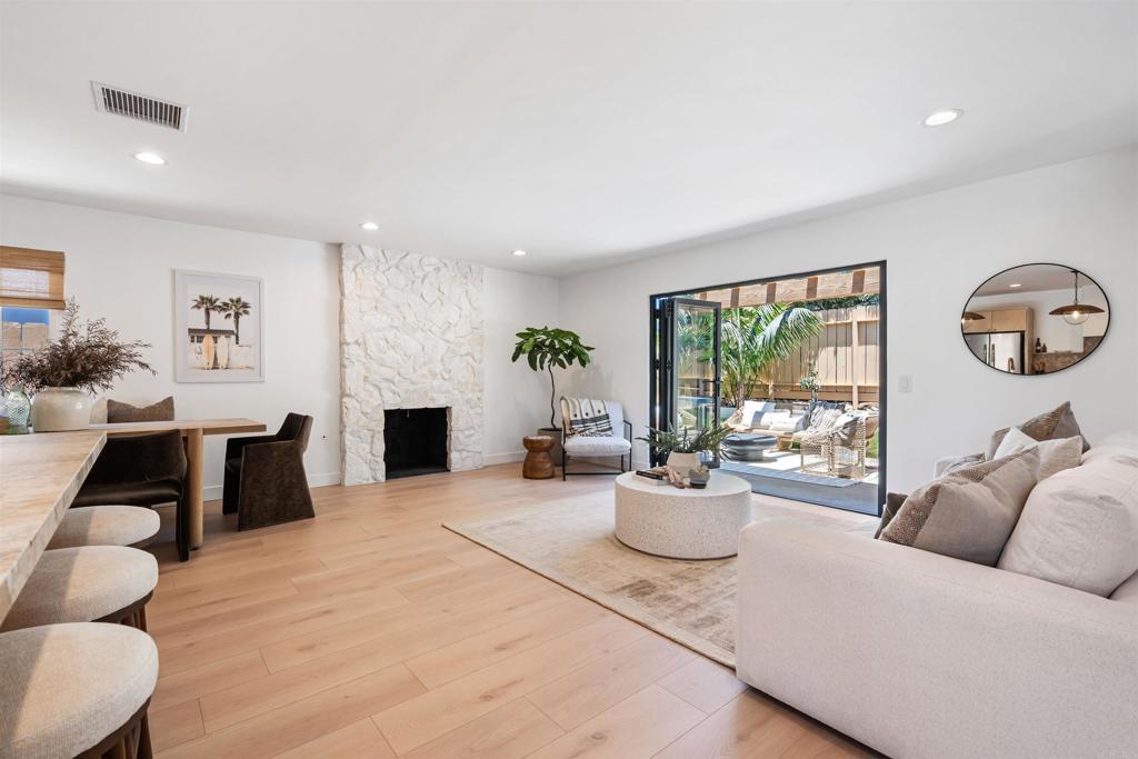 1806 Stewart Street Property Photo 2