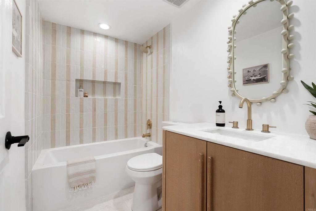 1806 Stewart Street Property Photo 27