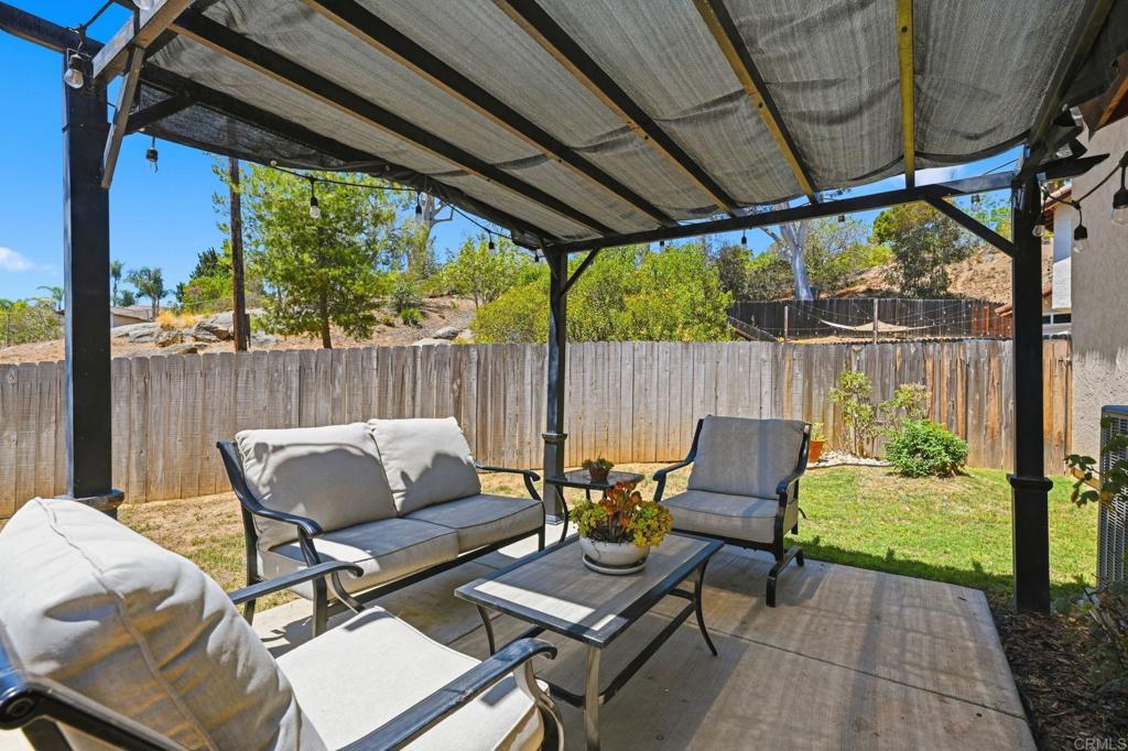 1851 Normandy Glen Property Photo 32