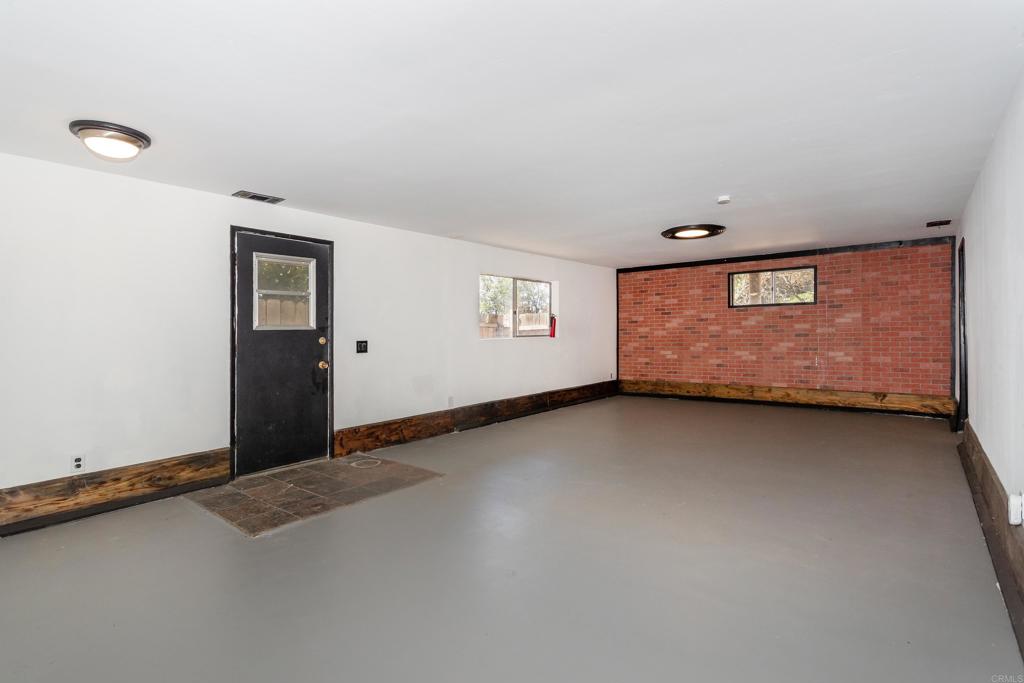 1228 Tower Drive Property Photo 25