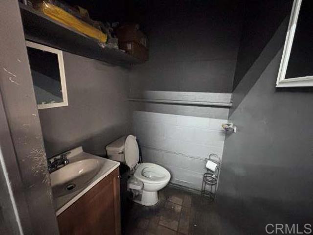 7839 North Ave 1 Property Photo 8