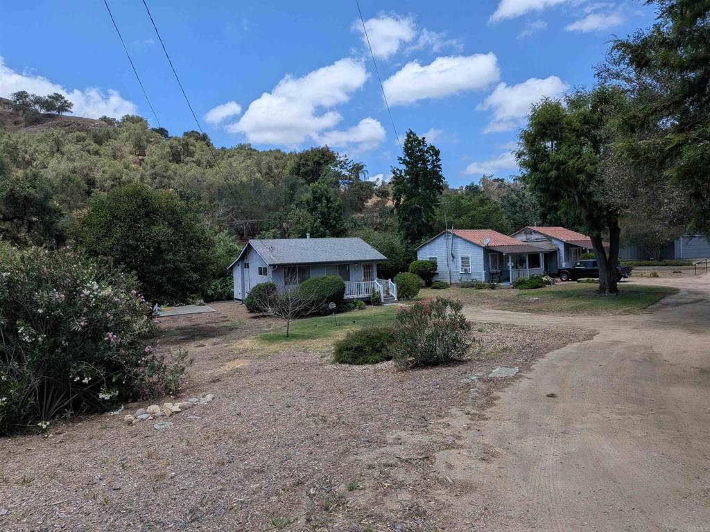 3013 3017 S Mission Road Property Photo 1
