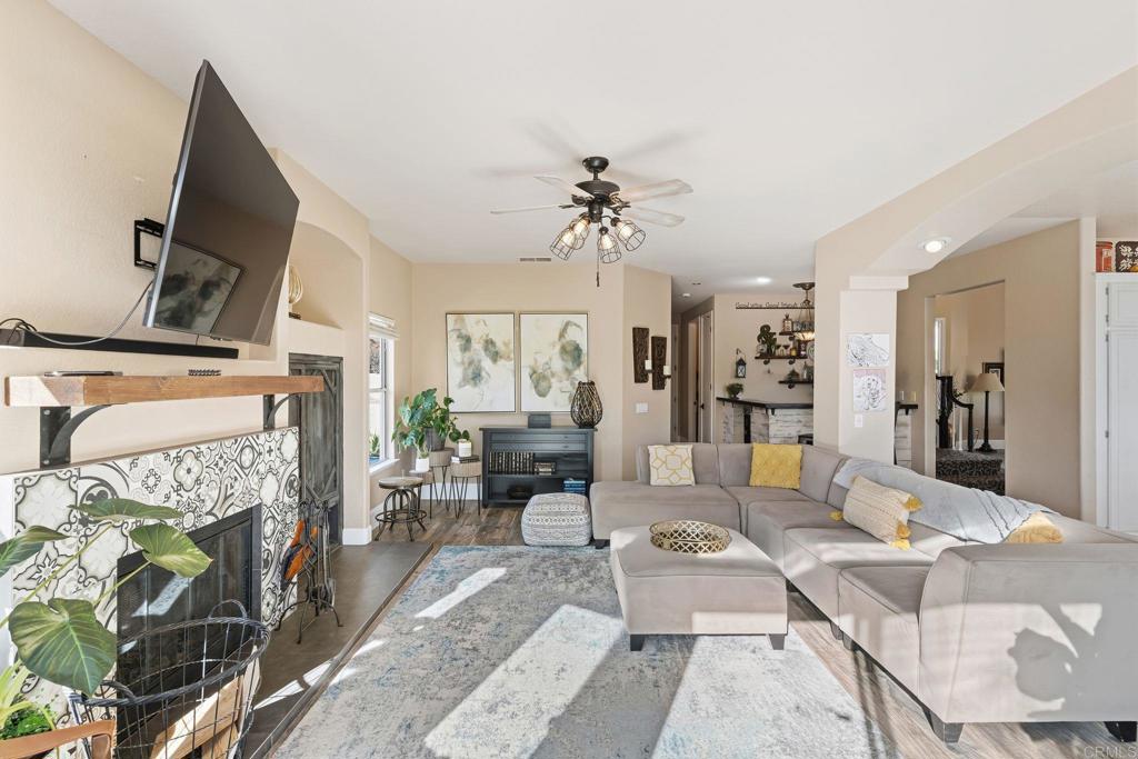 2763 Canyon Oak Place Property Photo 17