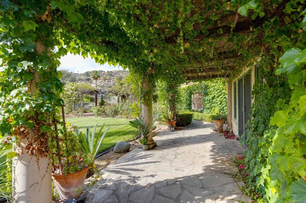 7263 Via Mariposa Sur Property Photo 16