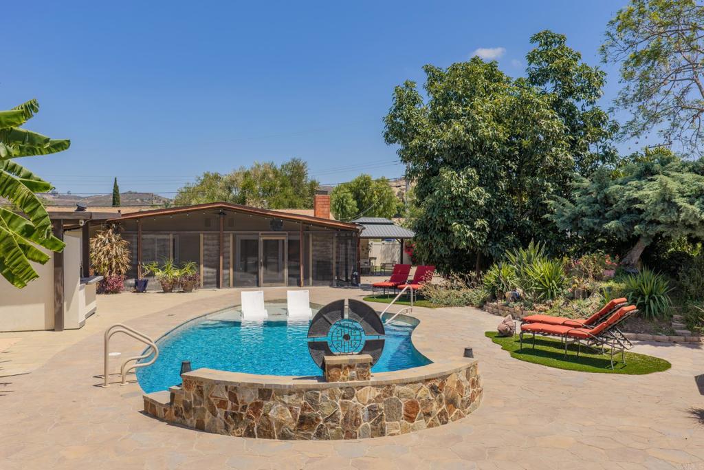 13108 Standish Drive Property Photo 17