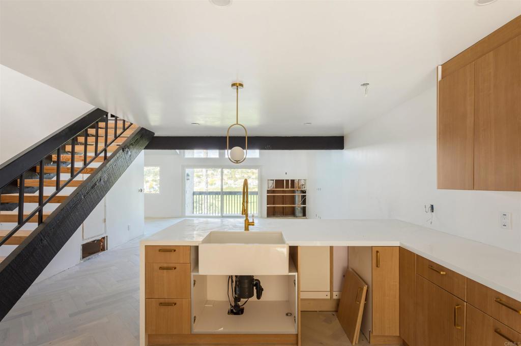 2510 Navarra Drive 524 Property Photo 5