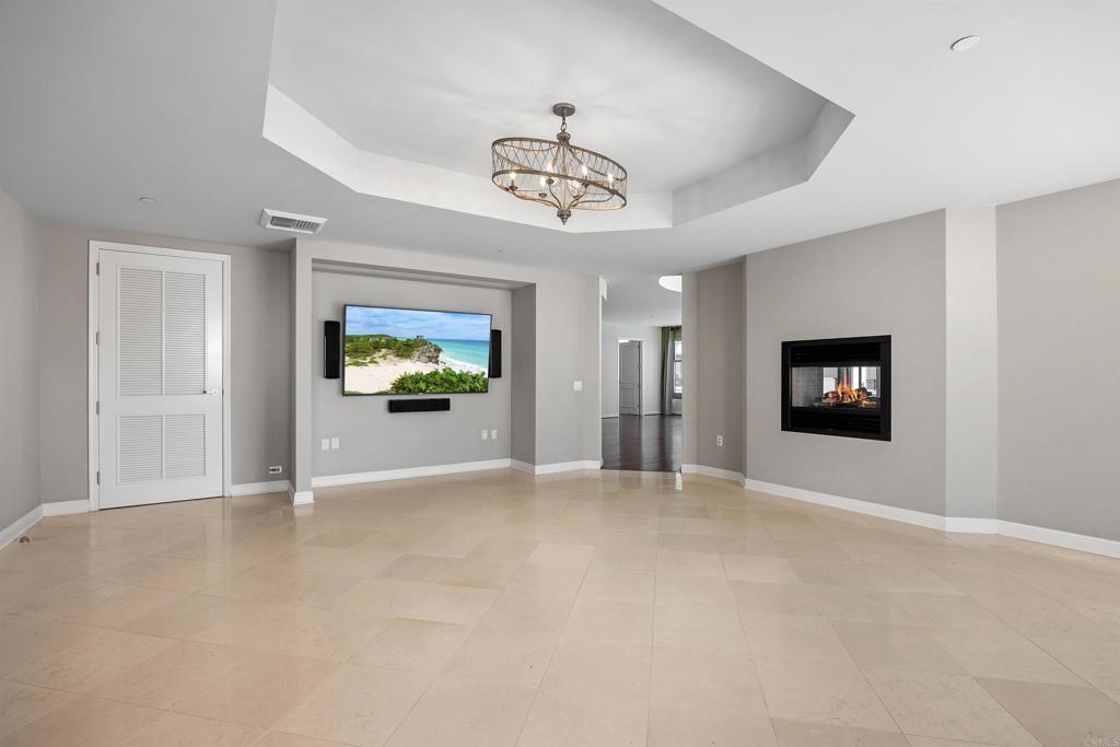 2500 6th Avenue Penthouse 3 Property Photo 15