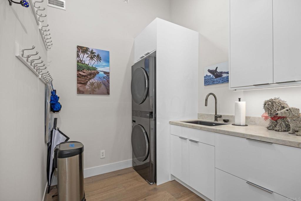 764 E Solana Circle Property Photo 15
