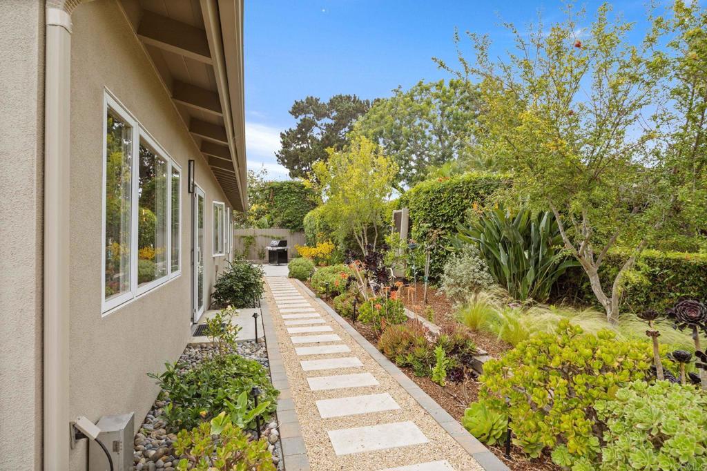 764 E Solana Circle Property Photo 43