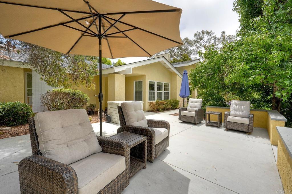 519 Quail Gardens Drive Property Photo 5