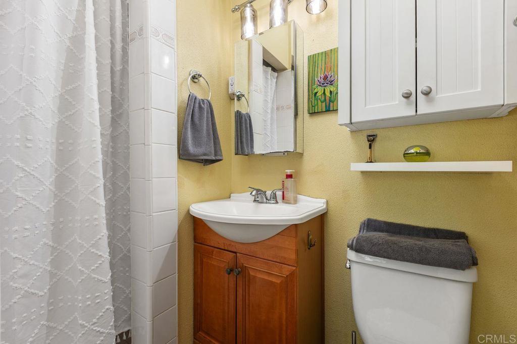 147 W 7th Avenue Property Photo 21