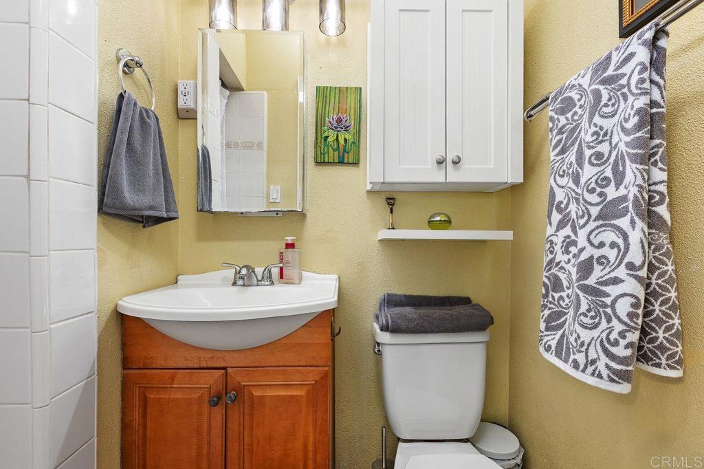 147 W 7th Avenue Property Photo 22