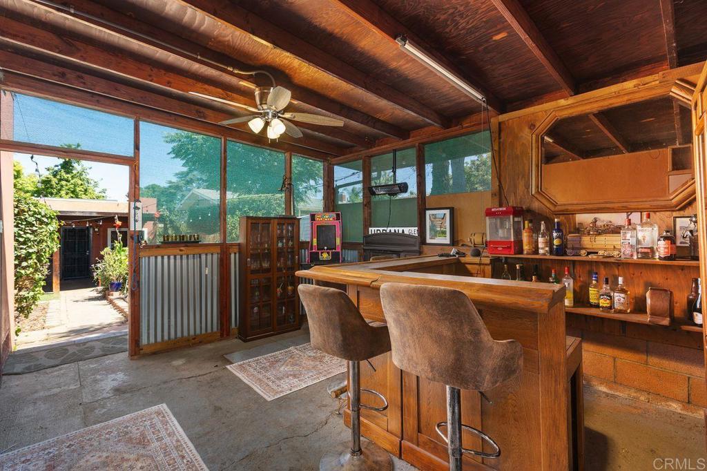 147 W 7th Avenue Property Photo 35