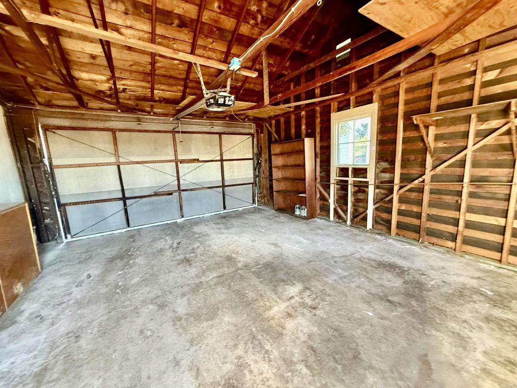7292 West Point Avenue Property Photo 13