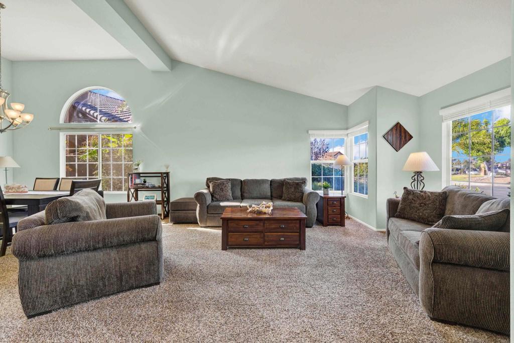 4976 Skyhawk Way Property Photo 10