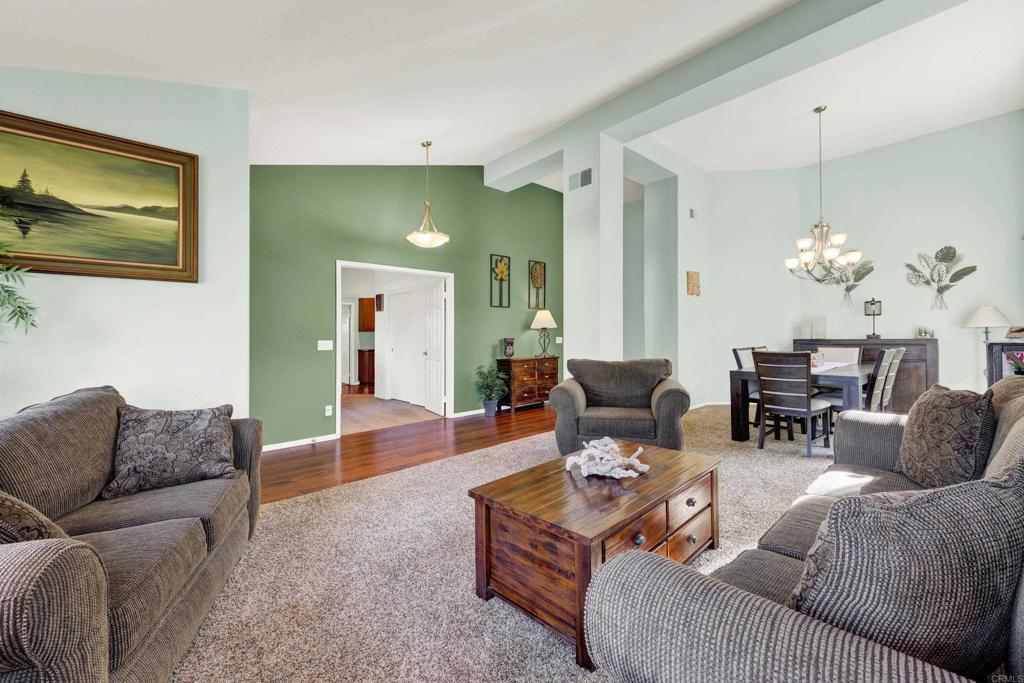 4976 Skyhawk Way Property Photo 11