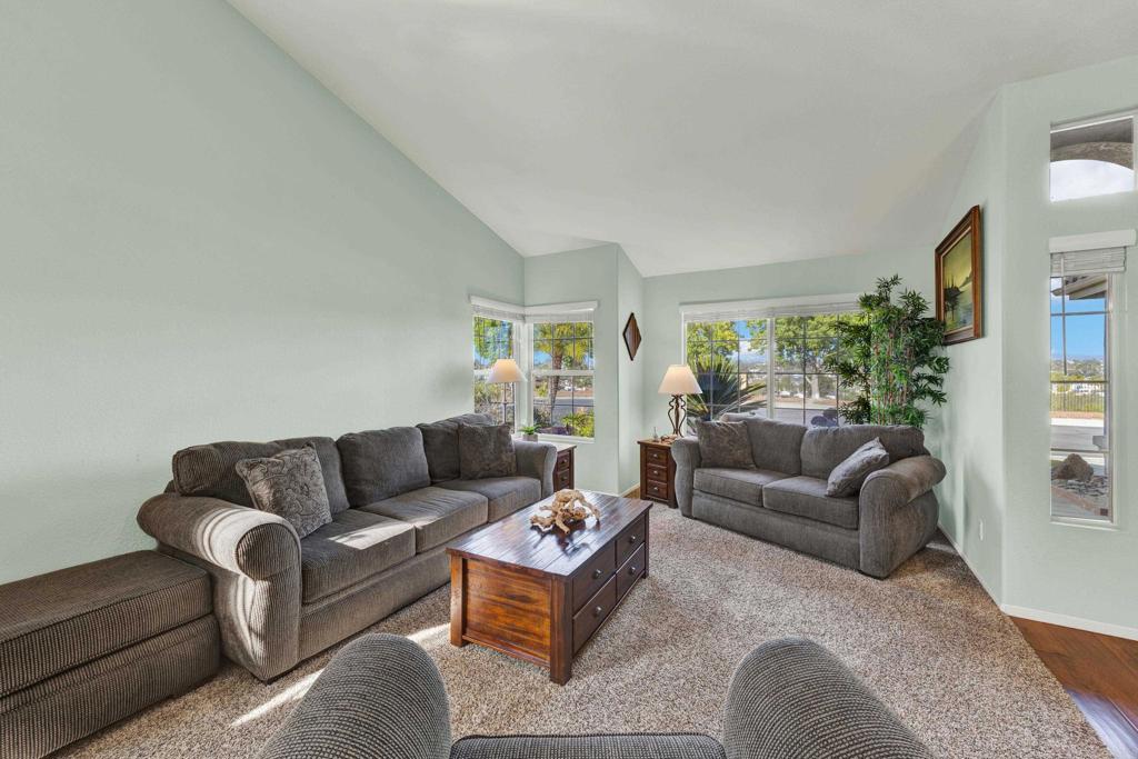 4976 Skyhawk Way Property Photo 16