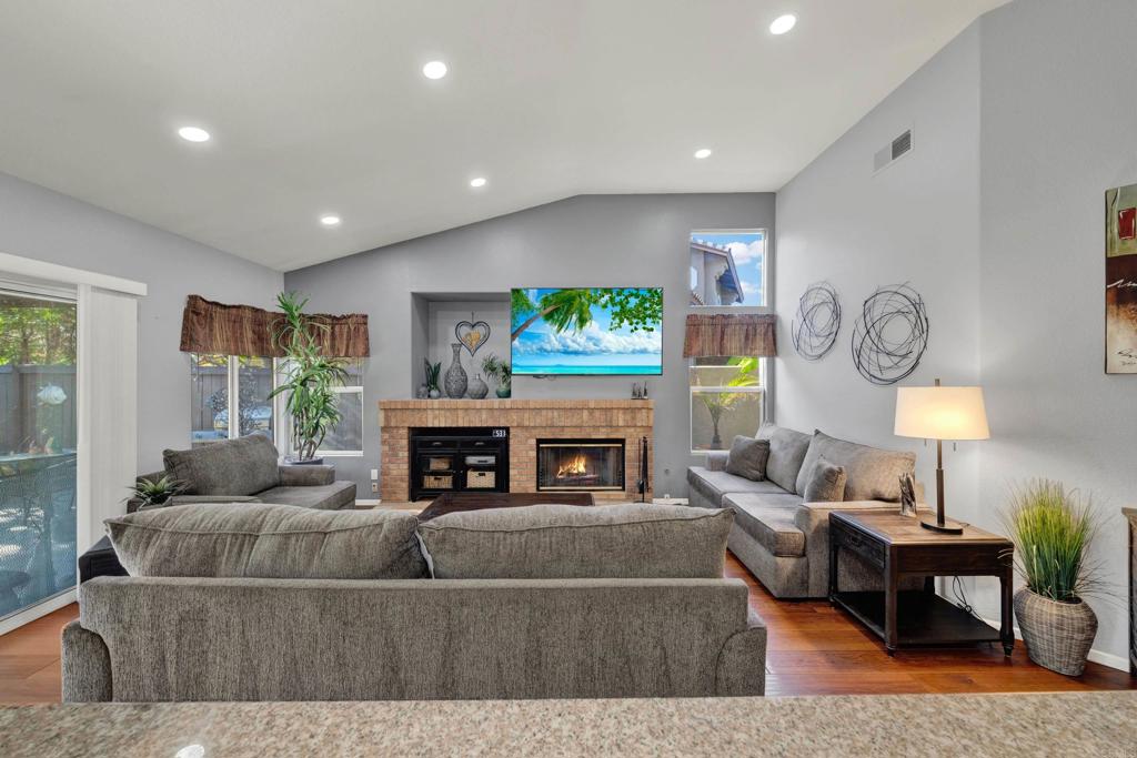 4976 Skyhawk Way Property Photo 26
