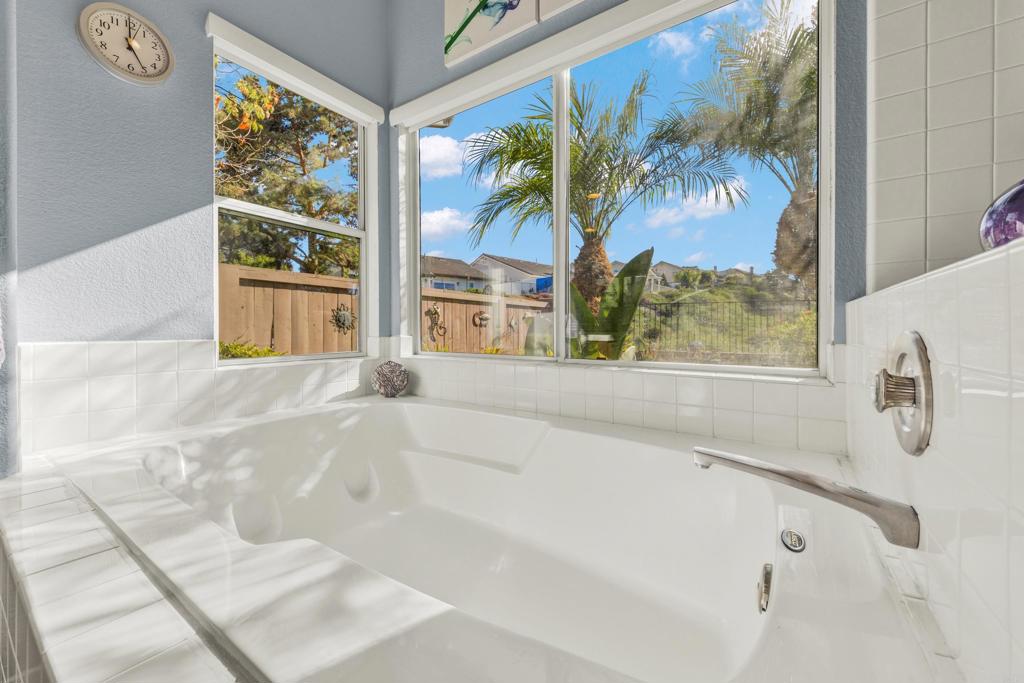 4976 Skyhawk Way Property Photo 43