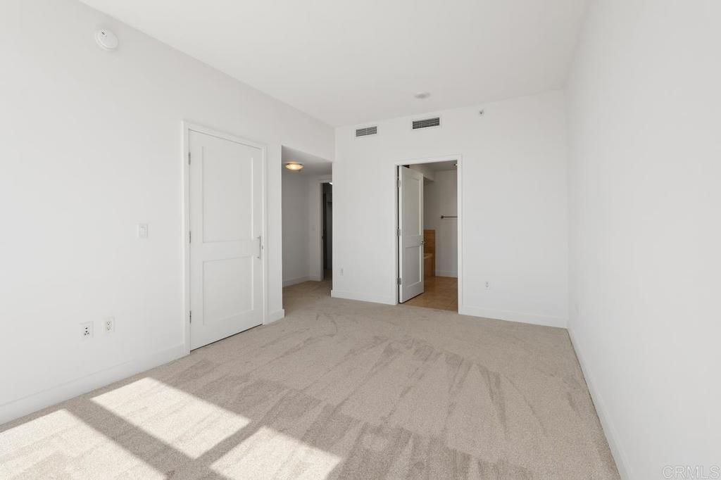 700 W E Street 801 Property Photo 28