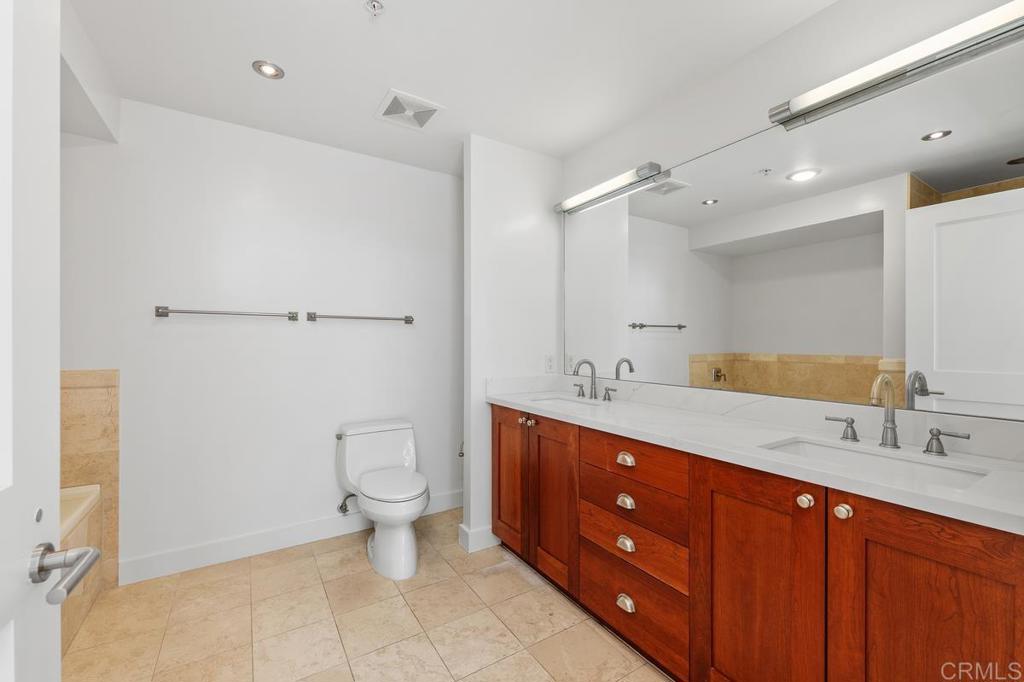 700 W E Street 801 Property Photo 30