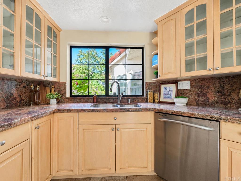 29118 Laurel Valley Dr Property Photo 10