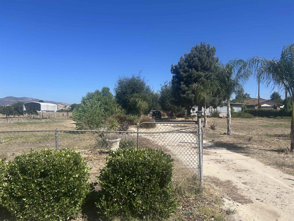 41885 Lemon Street Property Photo 1